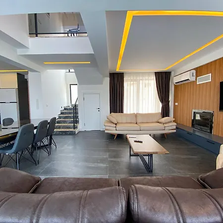 Apartament Pandora G *