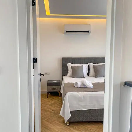 Apartament Pandora G *